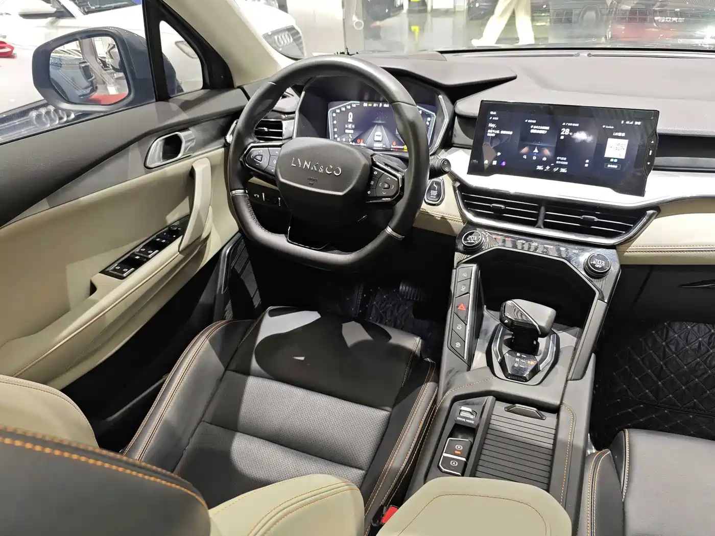 Lynk & Co 06 EM-P 2022 2022 PHEV 84KM Range Pro