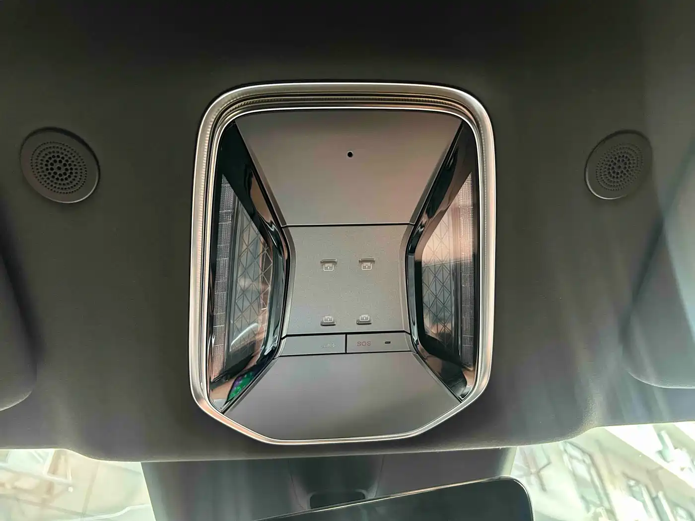 Denza N8L 2026 Model Prestige Edition фото 16