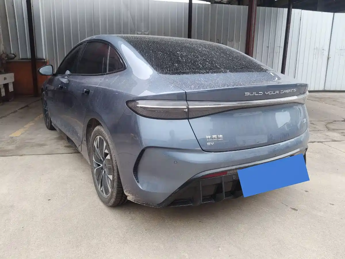BYD Seal 2023 Champion Edition 700km Premium фото 9