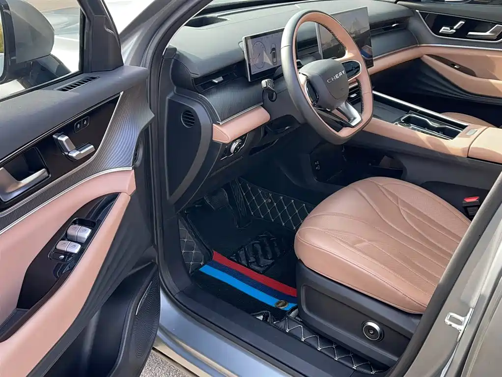 Chery Tiggo 8L 2024 2024 2.0T 2WD Premium 5-seater