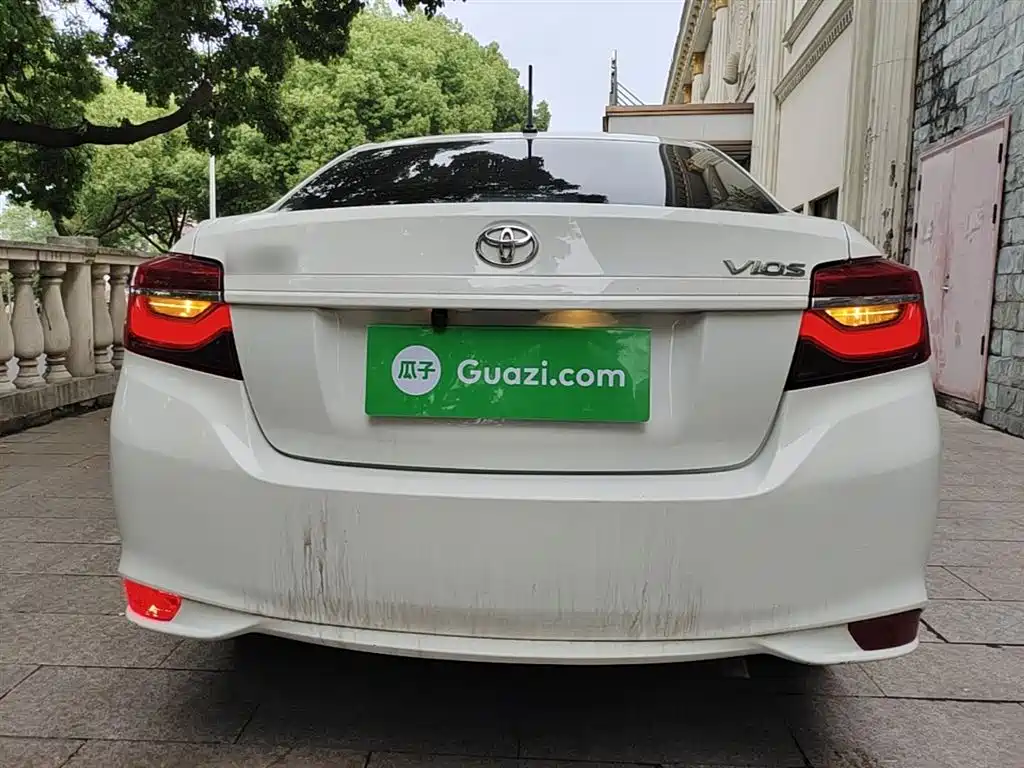 Toyota Vios 2022 1.5L 20th Anniversary Edition фото 6
