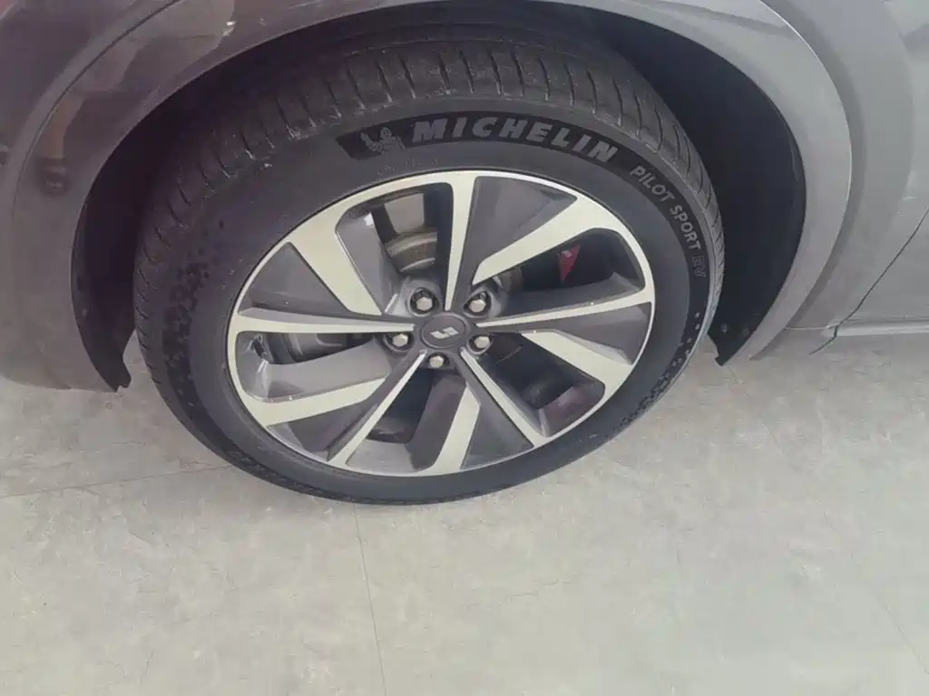 Li Auto Li ONE 2022 2021 Extended Range 6-Seater
