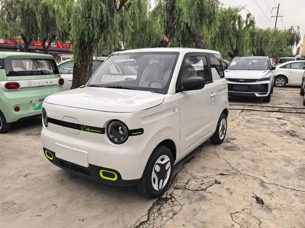 Фото 2 - Geely Galaxy Panda