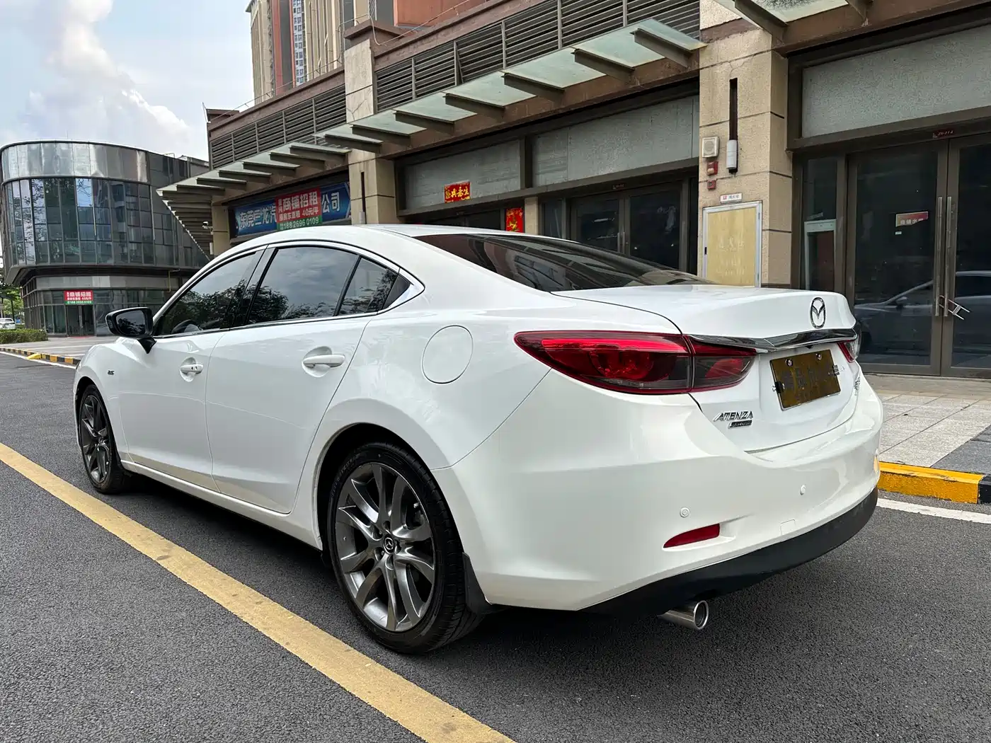 Mazda Atenza 2017 2.5L Skyactiv-G Premium фото 4