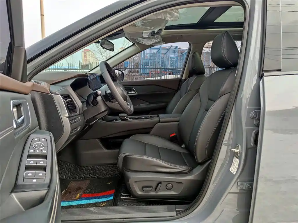 Фото 7 - Nissan X-Trail