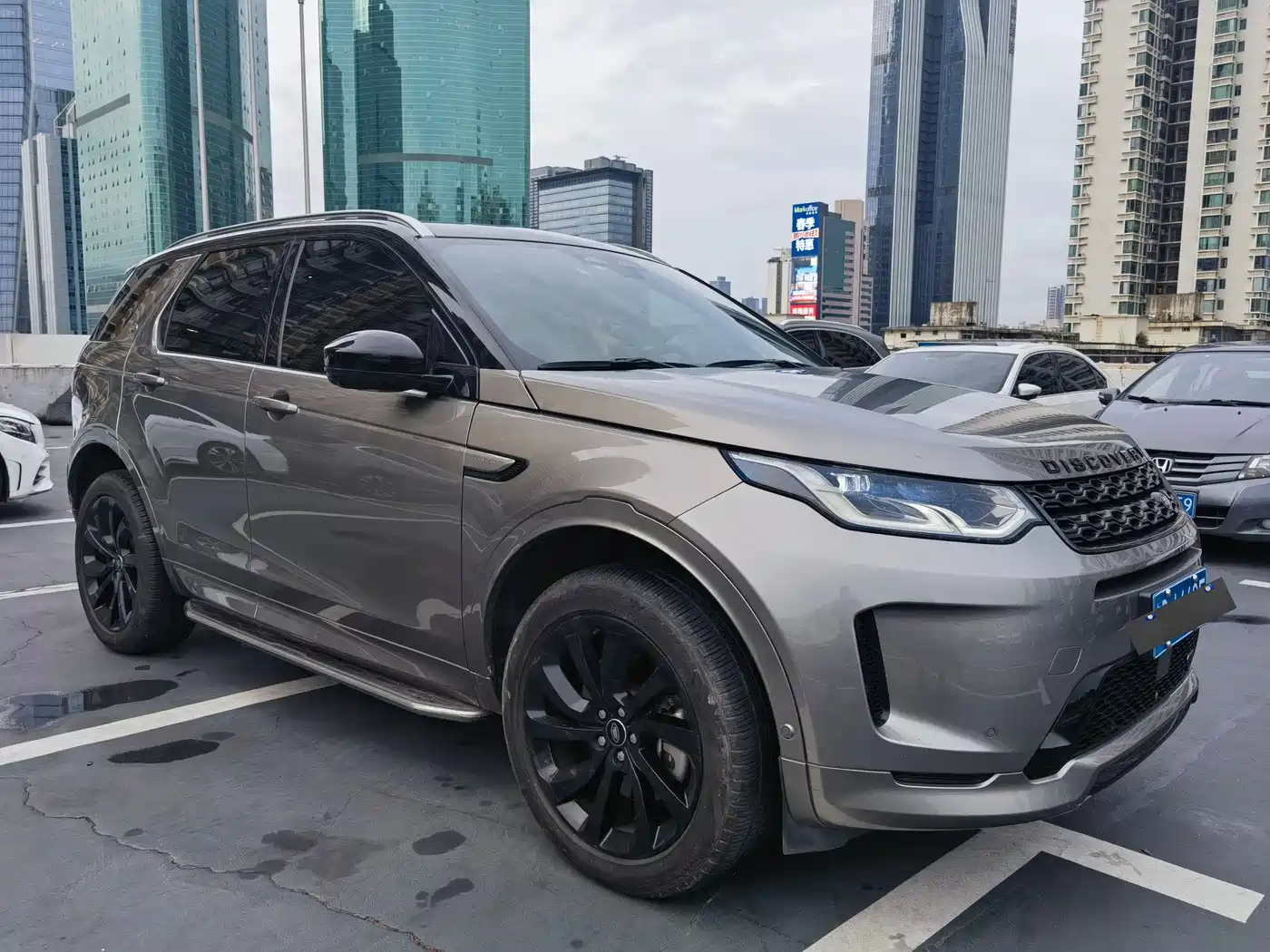 Land Rover Discovery Sport 2022 Model Facelift 249PS R-Dynamic HSE Luxury Custom Edition 7-seater фото 3
