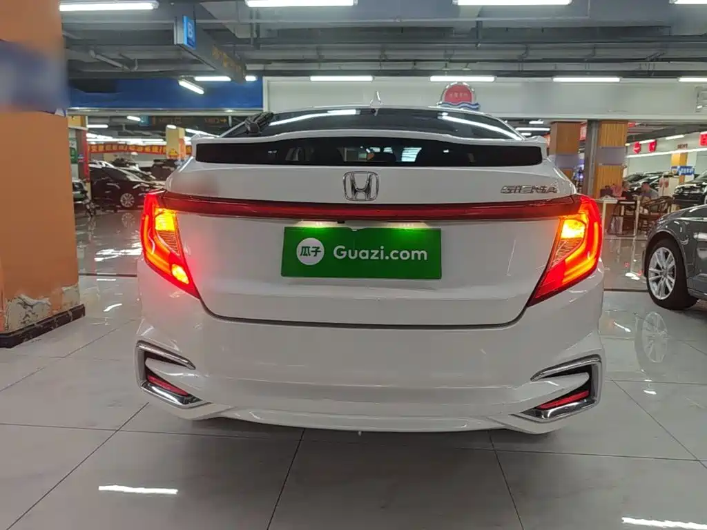 Honda Gienia 2017 2017 1.5L CVT Comfort Edition