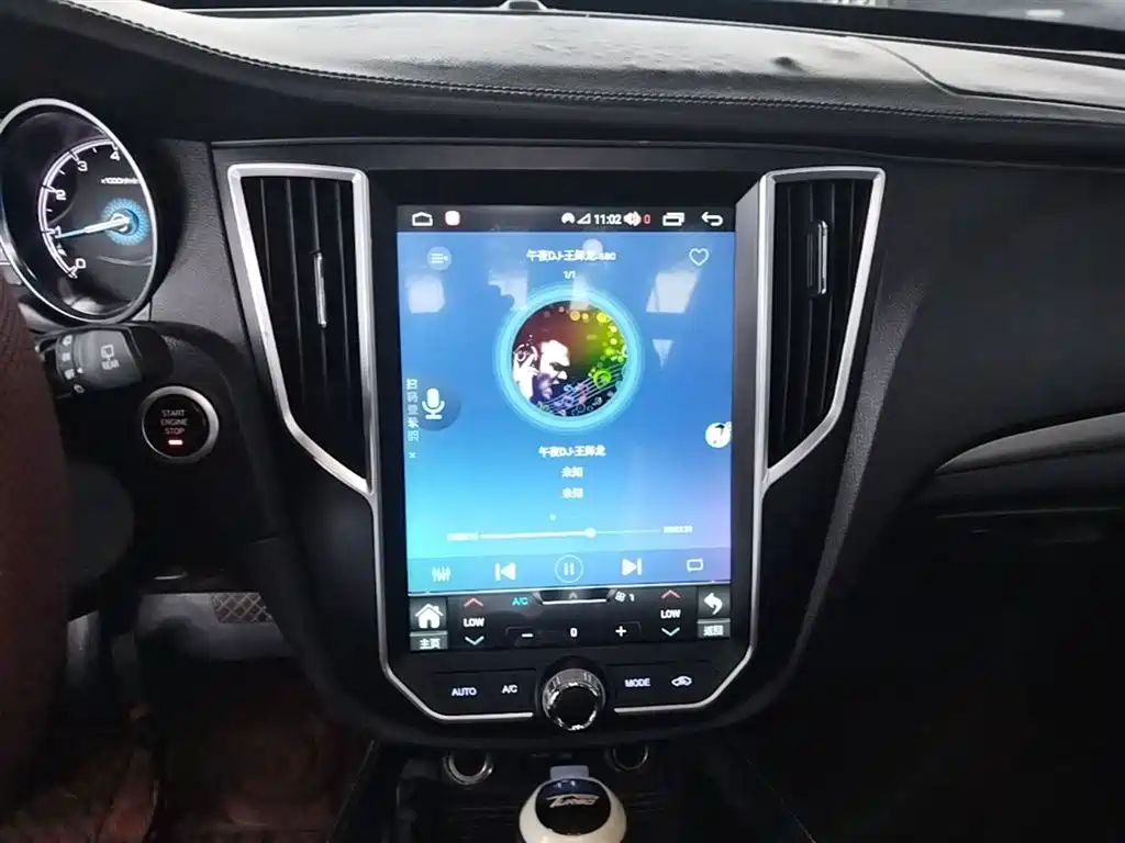 Zotye SR7 2016 2016 1.5T CVT Magic Cube Heart Edition China V