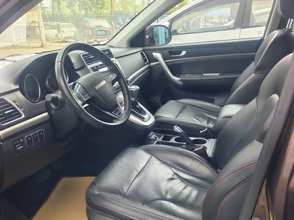 Photo 12 - Haval H6