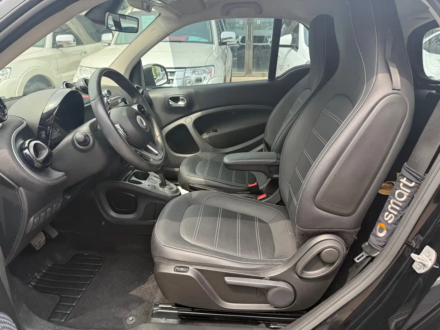 smart fortwo 2018 2016 0.9T 66kW Hardtop Pioneer