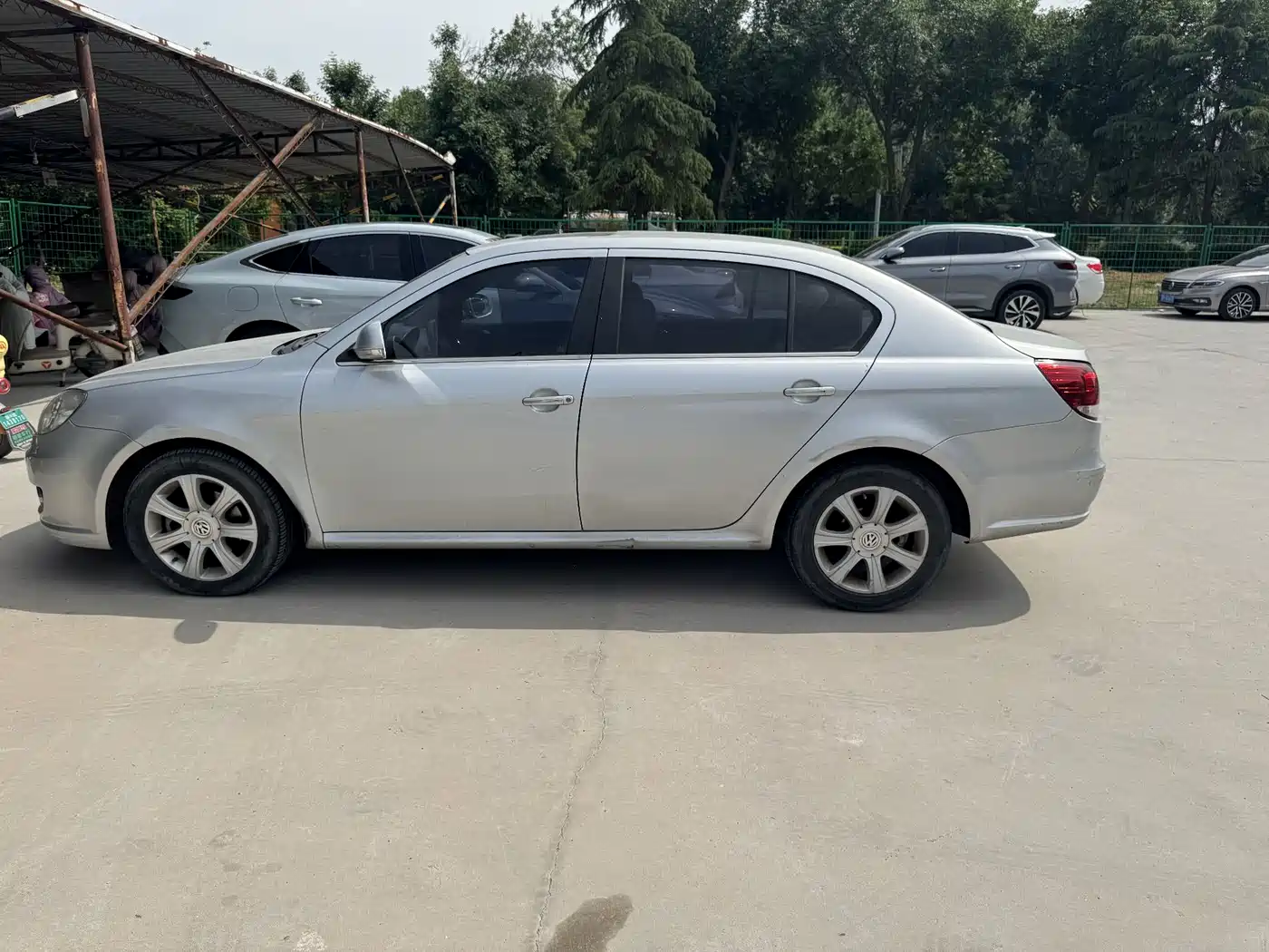 Volkswagen Lavida 2011 1.6L Automatic Pinxuan Edition фото 6