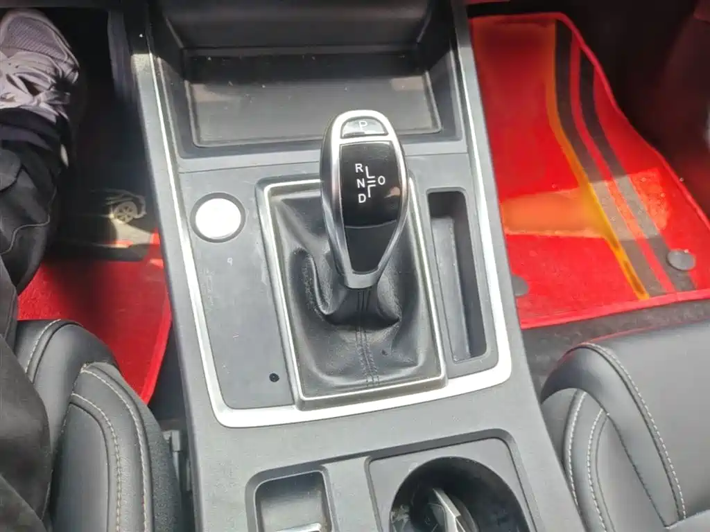 BYD Qin Pro 2018 1.5TI Automatic Smart Connected Fashion Edition фото 7