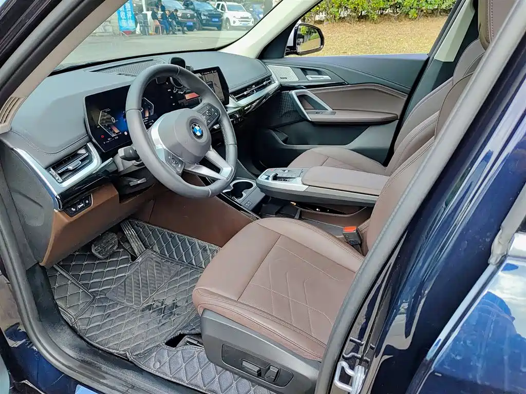 BMW X1 2024 sDrive25Li X Design Package фото 7