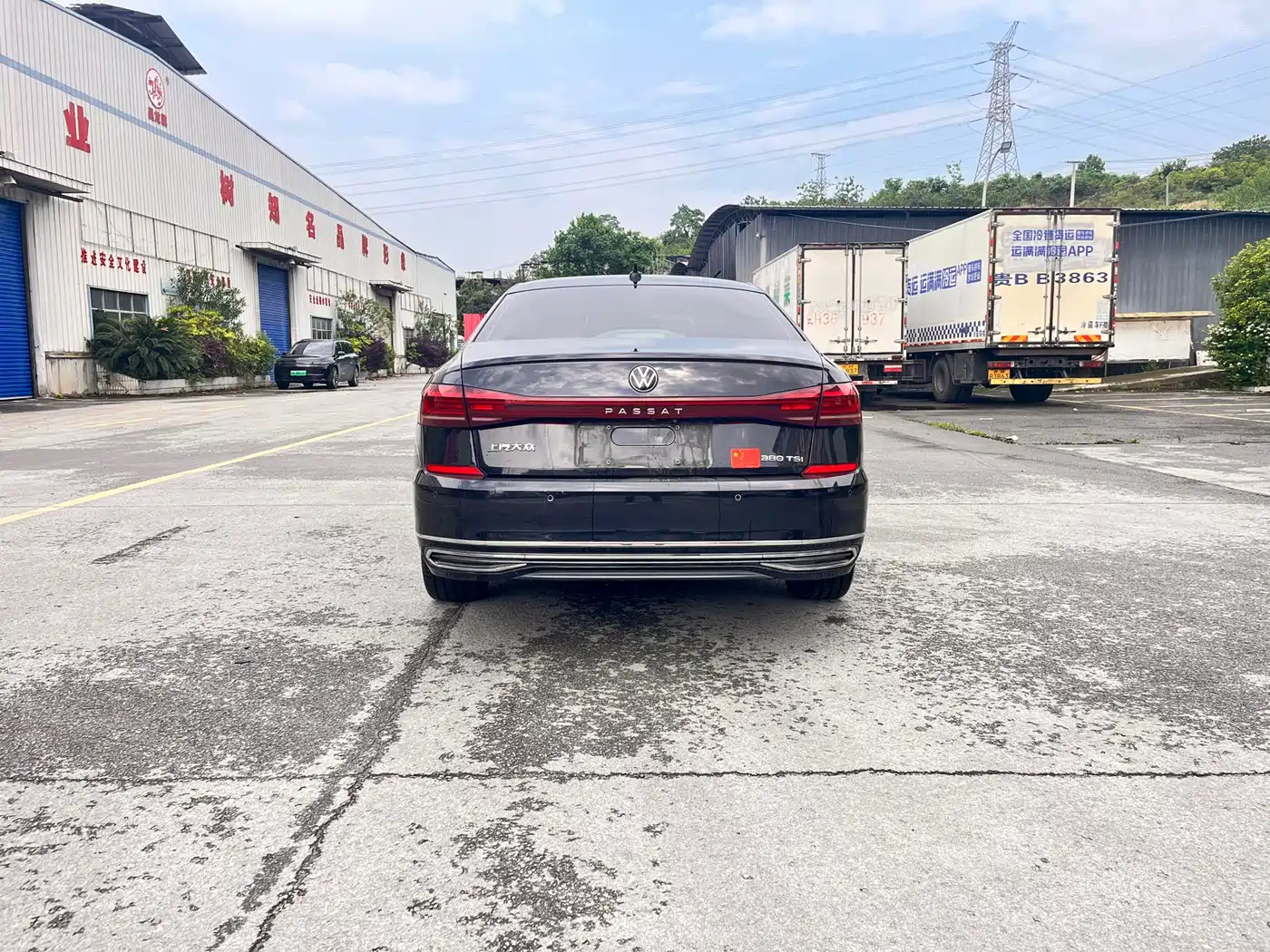 Volkswagen Passat 2022 330TSI Starlight Elite Edition фото 8