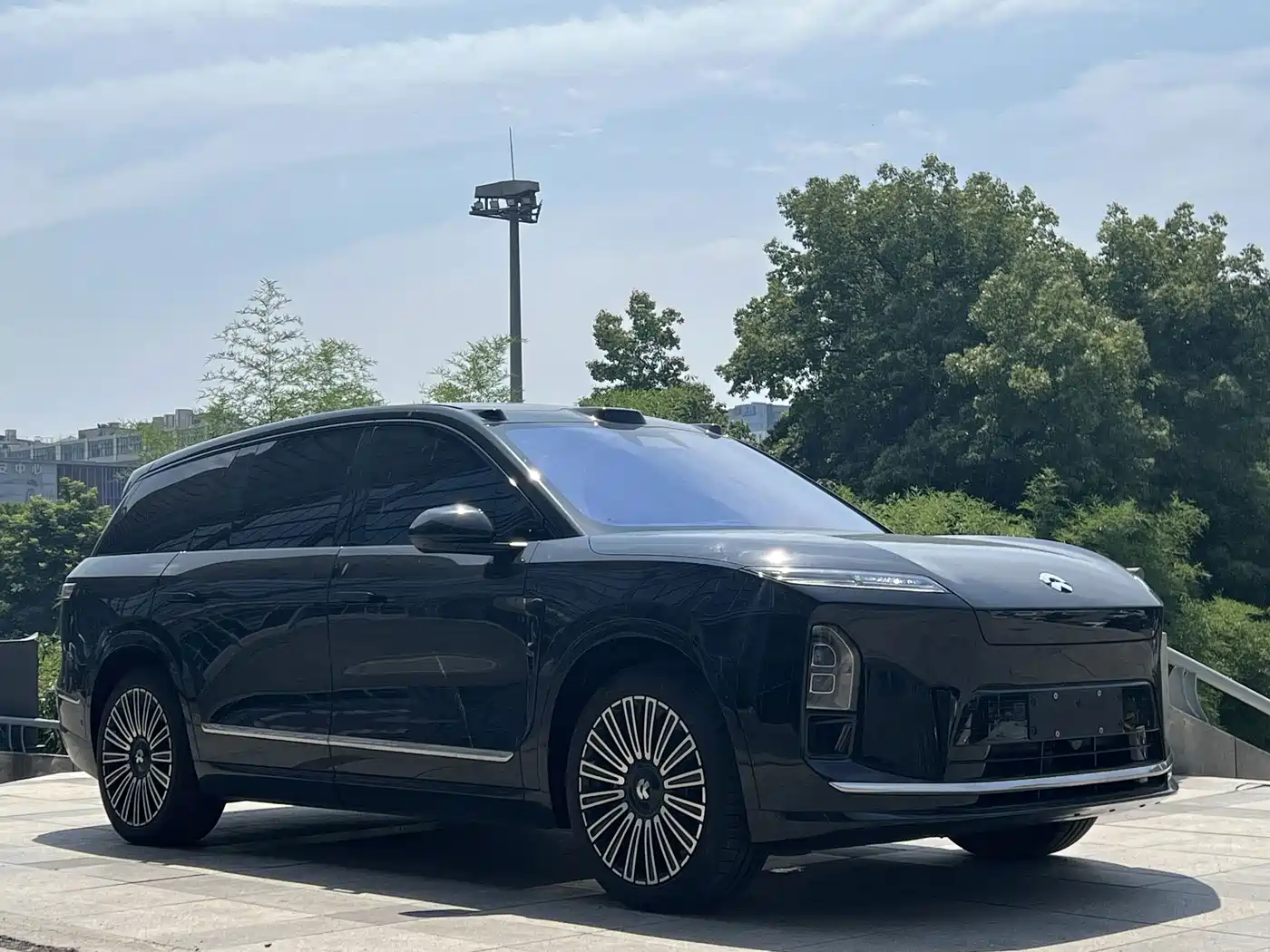 NIO ES8 2026 2025 Model 6-Seat Executive Luxury Edition