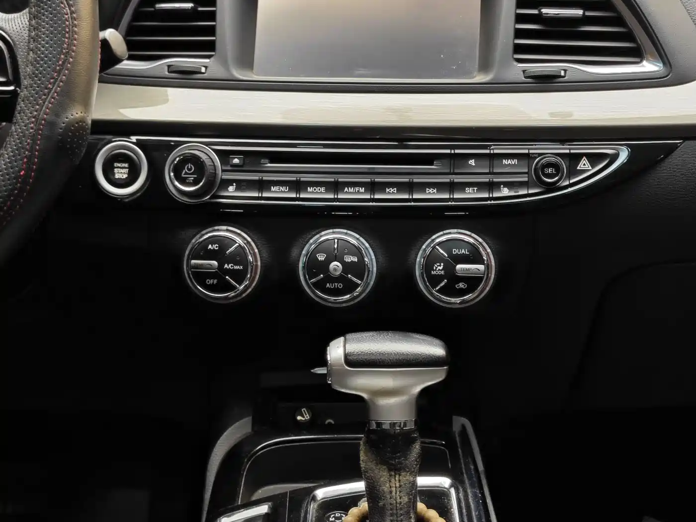 GAC Trumpchi Trumpchi GA6 2016 235T DCT Luxury Edition фото 18
