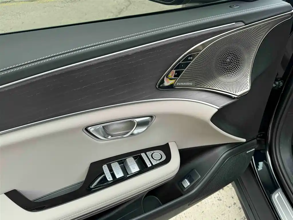 BYD HAN