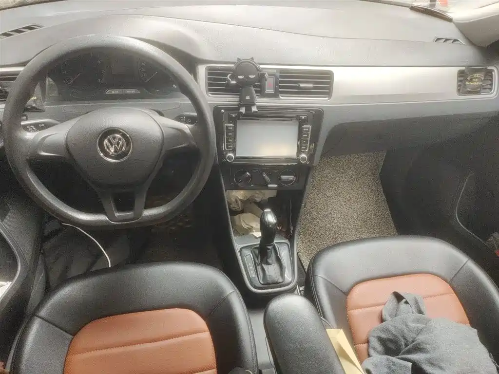Volkswagen Santana 2015 Gran Santana 1.6L Automatic Trend фото 13