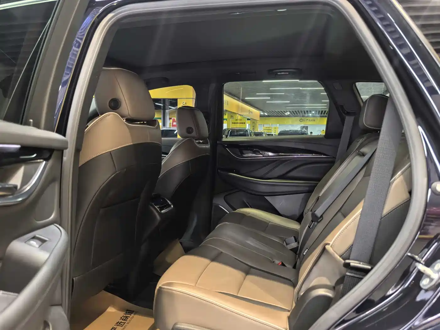 Buick Enclave 2022 652T 4WD Exclusive Flagship 7-Seater фото 11