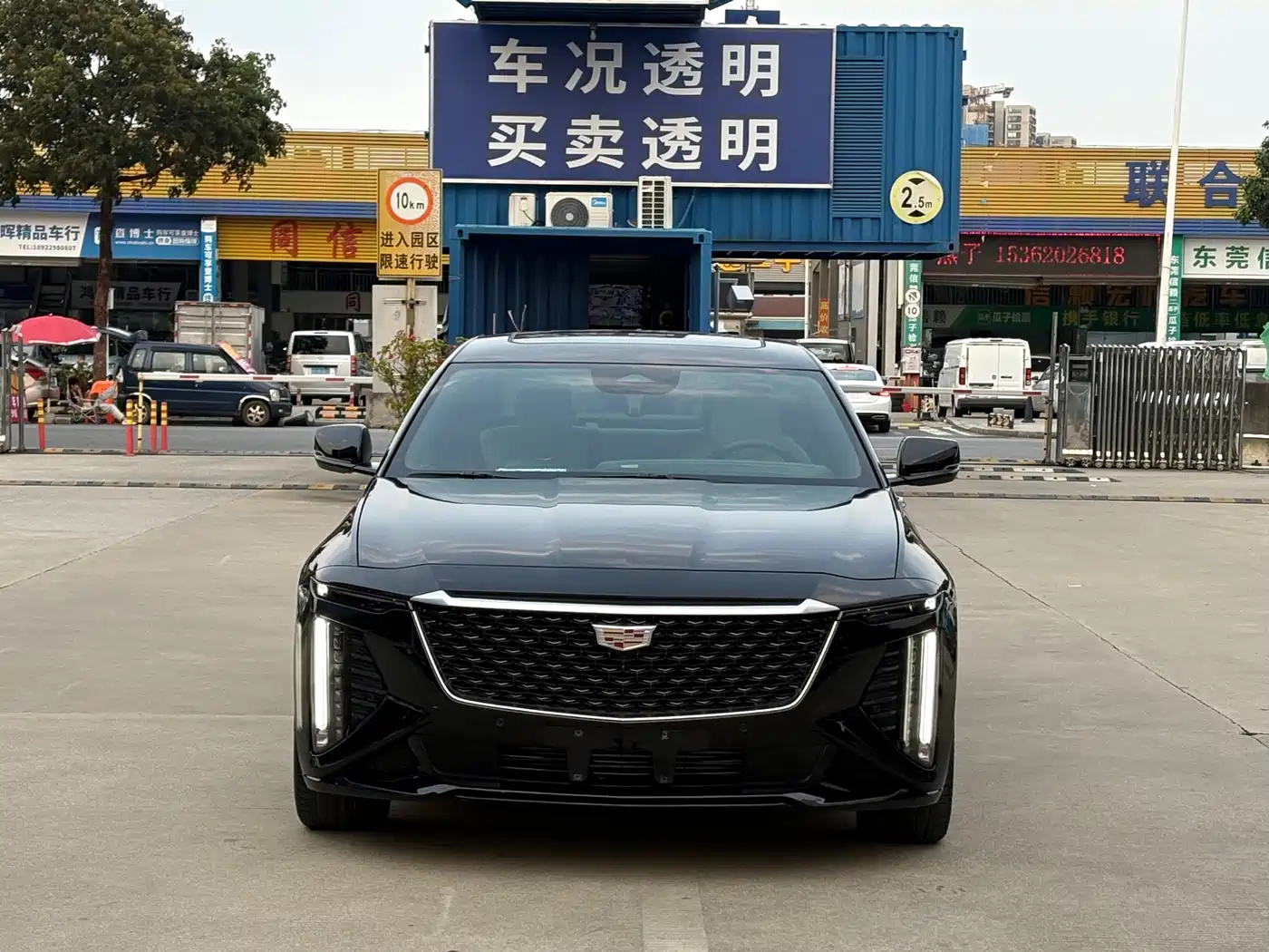 CADILLAC CT6