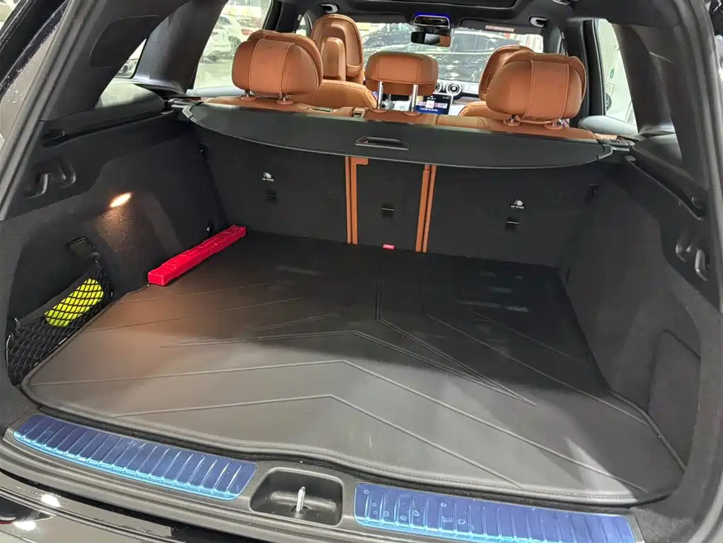 Mercedes-Benz GLC 2025 Model Year GLC 260 L 4MATIC Luxury фото 14