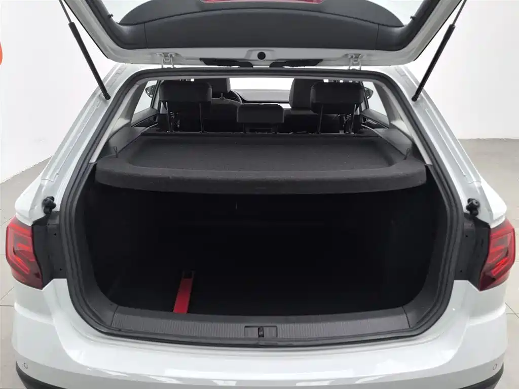 Volkswagen C-TREK 2020 1.5L Automatic Comfort Edition фото 16