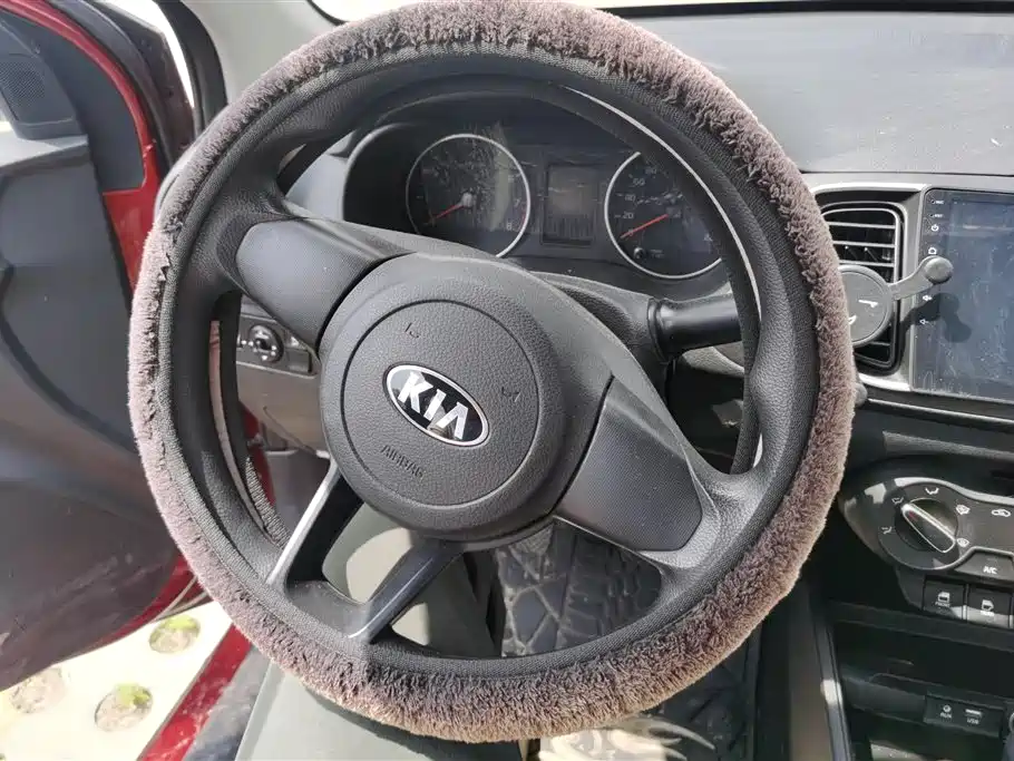 Kia Huan Chi 2017 1.4L Manual Smart Fashion фото 15
