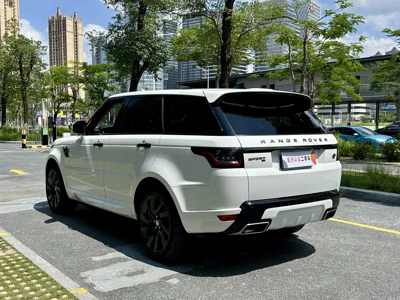 Land Rover Range Rover Sport 2020 3.0 L6 HSE DYNAMIC фото 6
