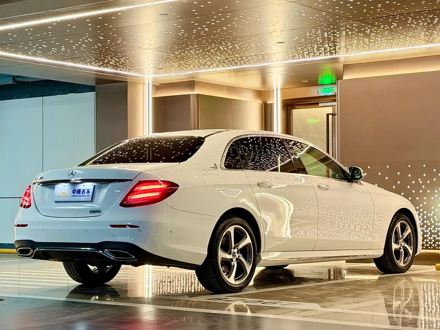 Mercedes-Benz E-Class 2019 E 300 L Sport Luxury фото 34