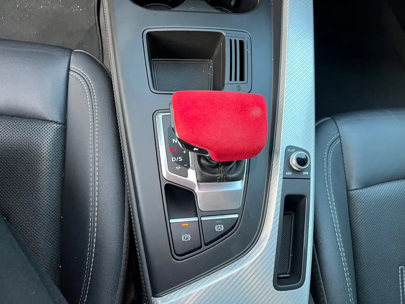 Audi A4L 2020 40 TFSI Luxury Dynamic фото 13