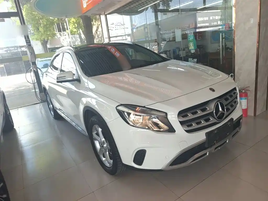 Mercedes-Benz GLA 2019 GLA 200 Dynamic фото 22