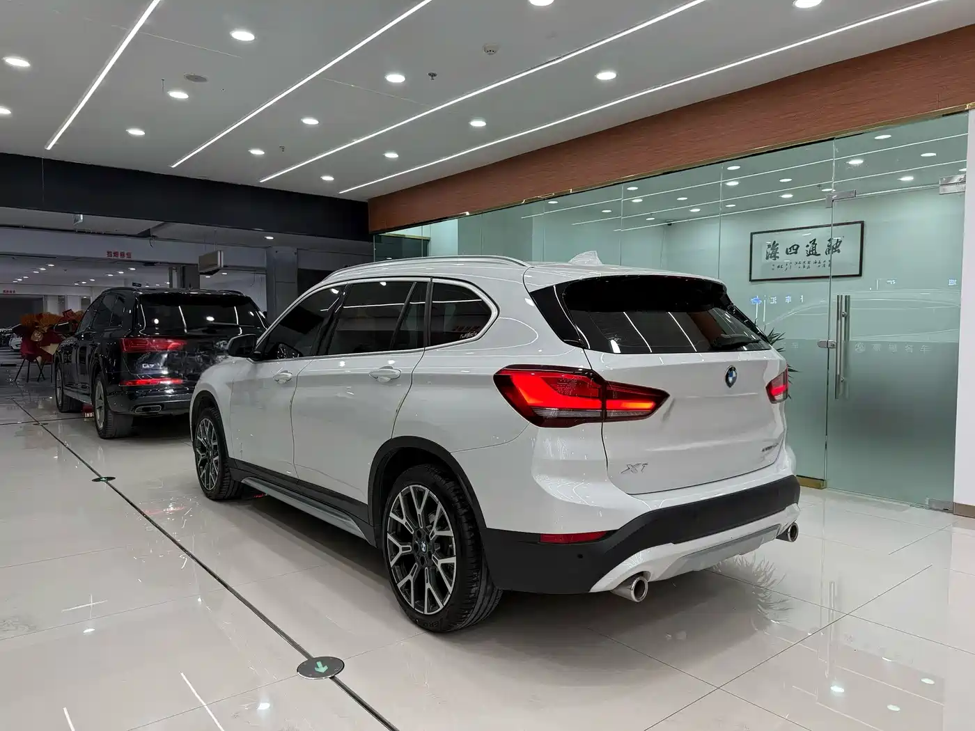 BMW X1 2021 xDrive25Li Exclusive фото 4