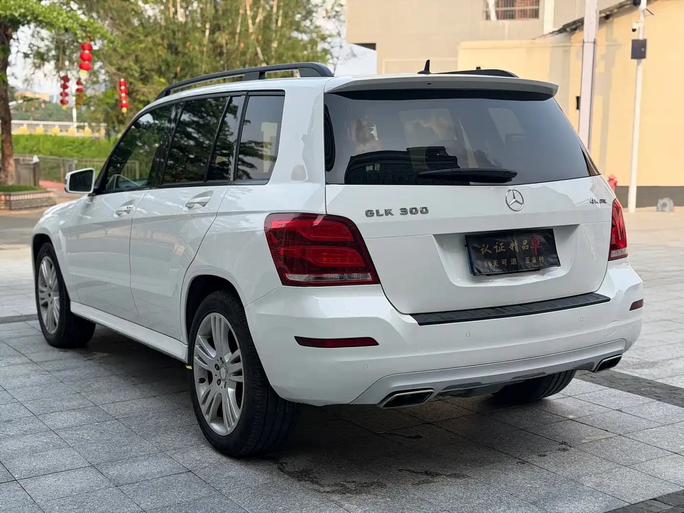 Mercedes-Benz GLK-Class 2012 Model GLK 300 4MATIC Luxury фото 4