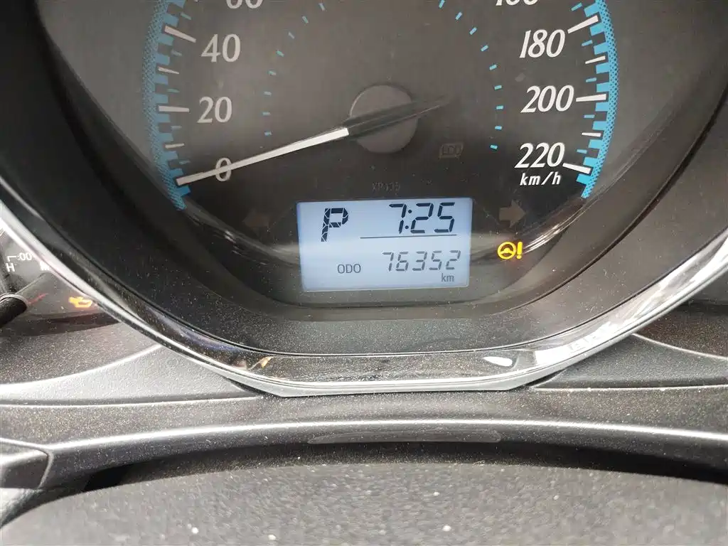 Toyota YARiS L Zhi Xuan 2016 Facelift 1.5G CVT Dynamic Edition фото 13