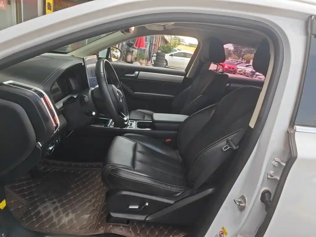 BYD Tang 2020 2019 2.0T Automatic Smart Connect Honor 5-seater China VI