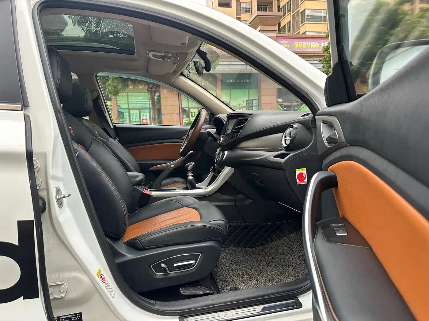 BYD Song 2016 1.5TI Manual Premium фото 10