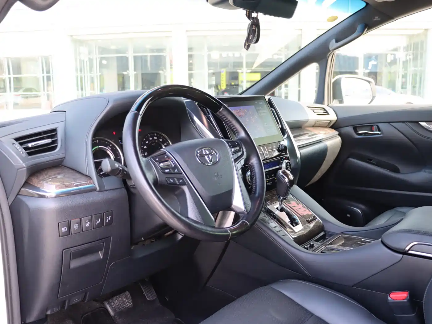 Toyota Alphard 2021 Hybrid 2.5L Premium фото 6