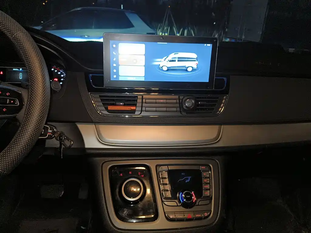 SAIC Maxus Maxus G20 2023 Facelift ES 2.0T Gasoline Automatic Value Edition фото 6