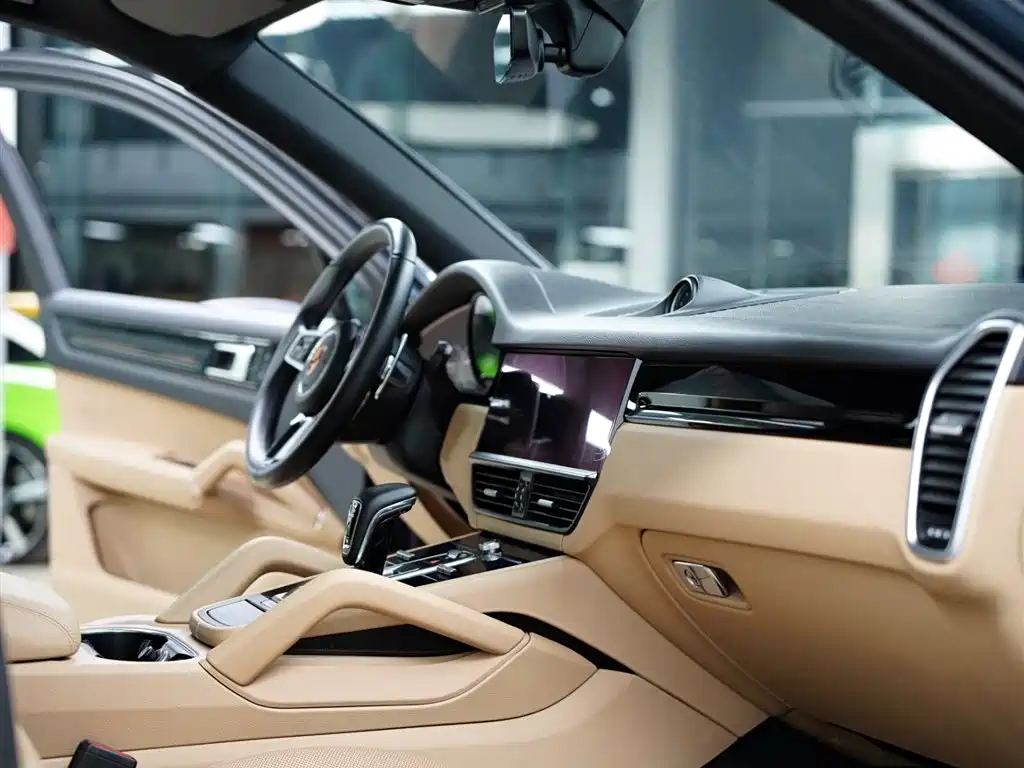Porsche Cayenne 2019 Cayenne 3.0T фото 48