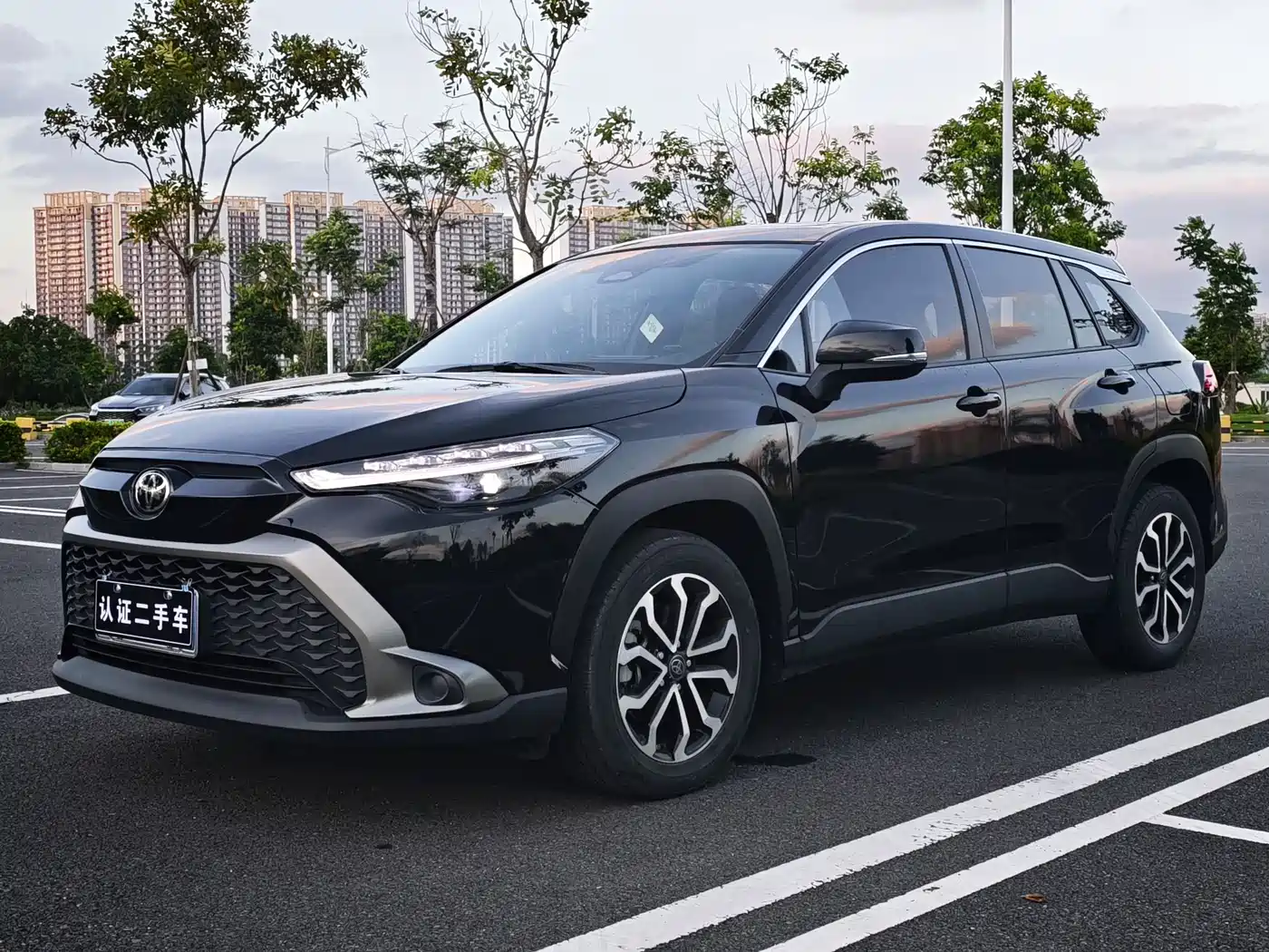 Toyota Frontlander 2023 2.0L CVT Luxury Edition