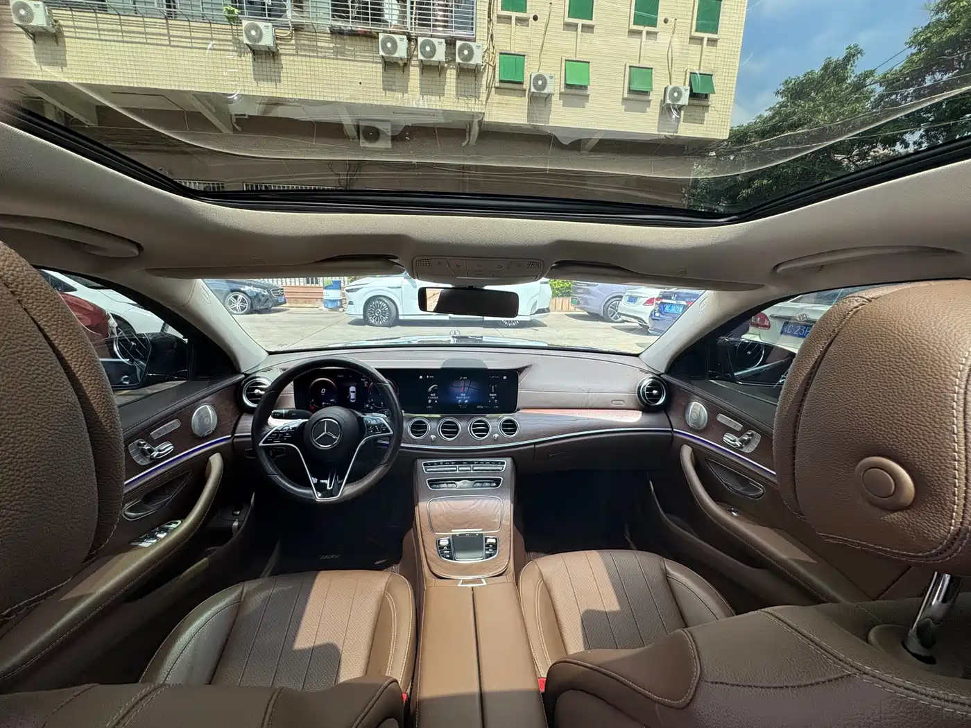 Mercedes-Benz E-Class 2023 E 300 L Luxury фото 9