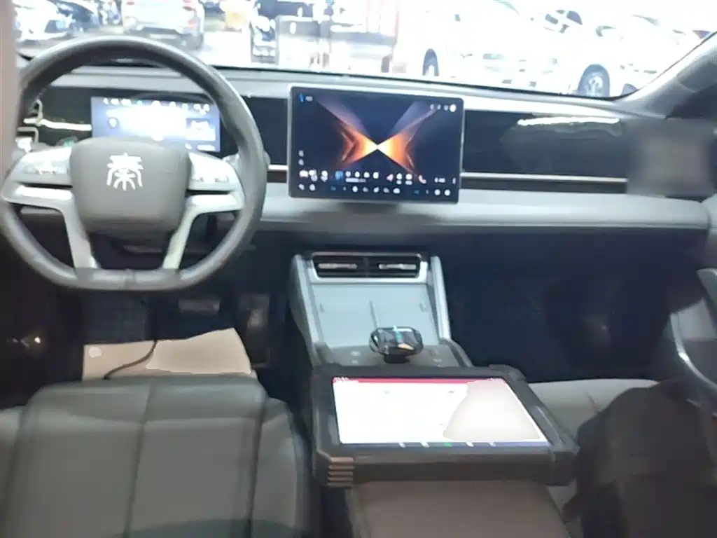 BYD Qin L 2025 DM-i Smart Drive Edition 80KM Leading фото 10