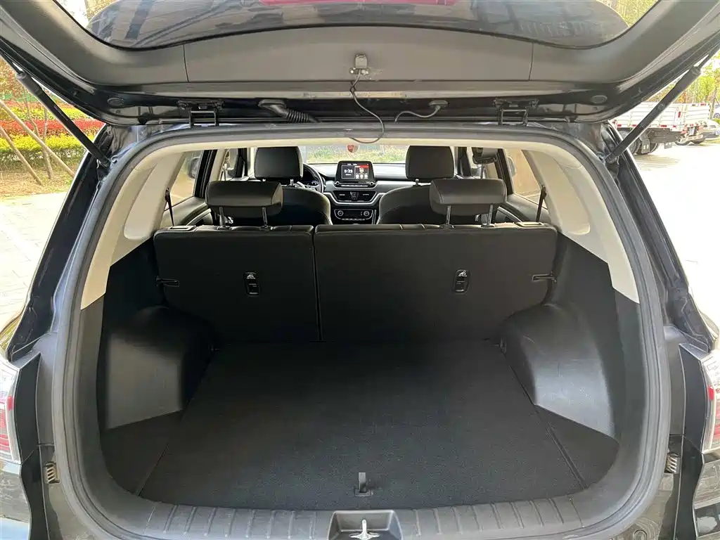 Kia Sportage 2019 2.0L Automatic Smart Luxury Edition фото 15