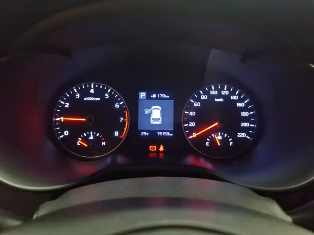 Kia KX CROSS 2019 2019 1.6L Automatic Smart Sunroof Edition China VI