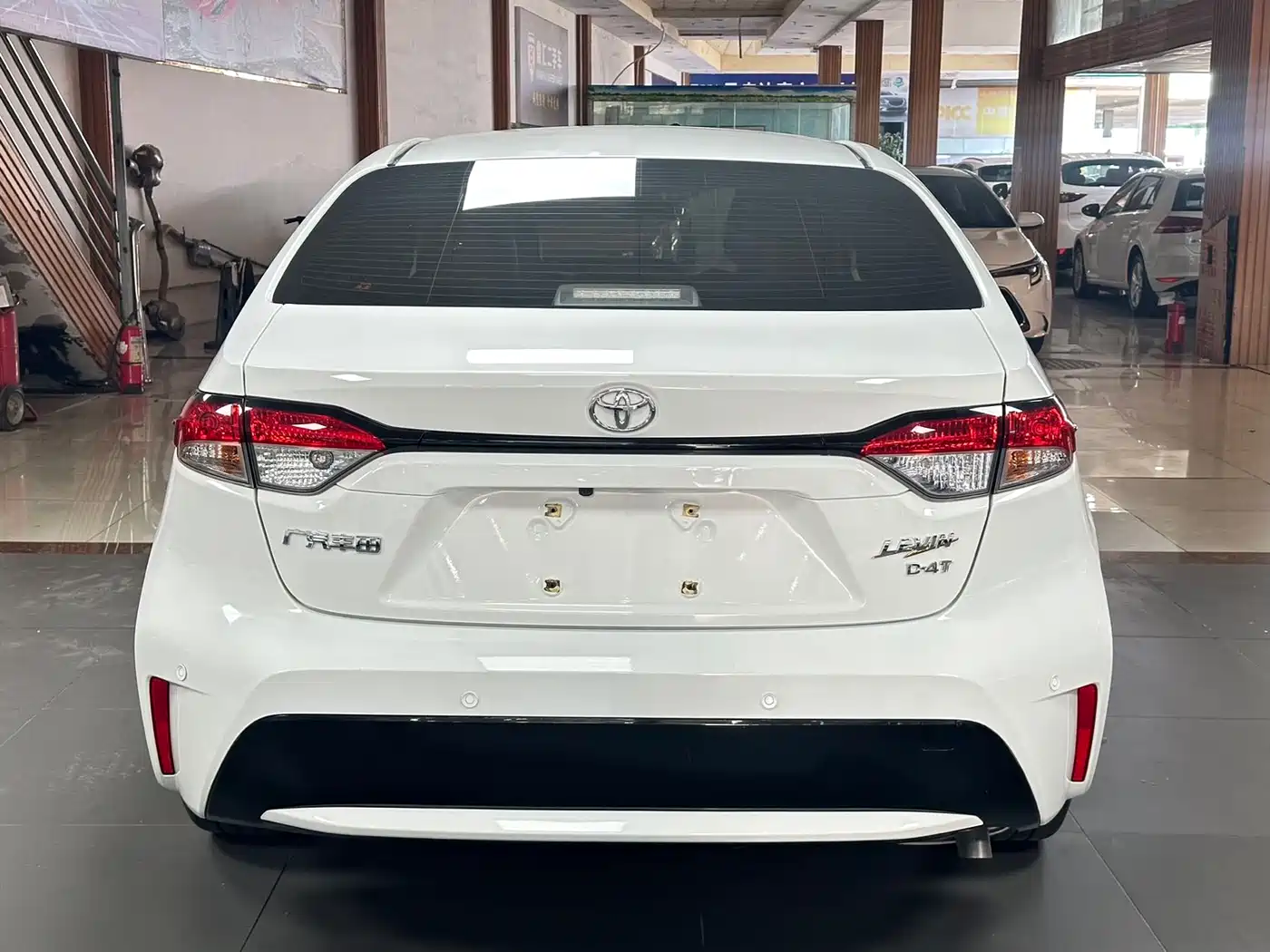 Toyota Levin 2022 185T CVT Luxury Edition фото 9