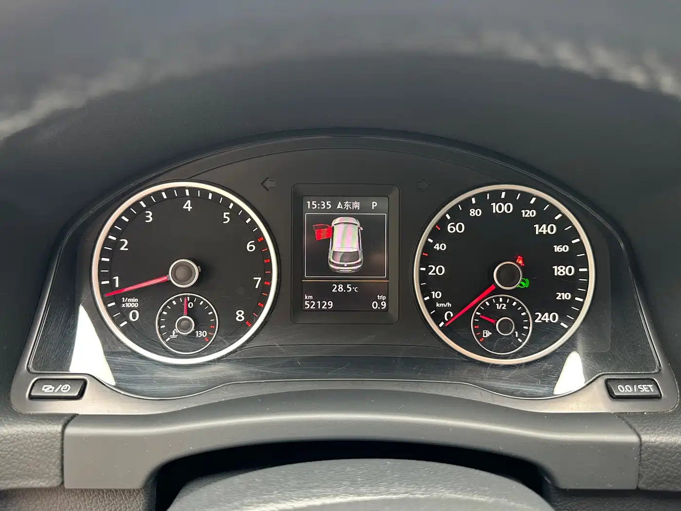 Volkswagen Tiguan 2015 1.8TSI Automatic 2WD Highline фото 11