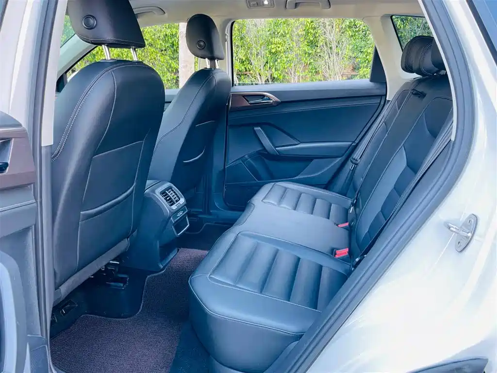 Volkswagen Tharu 2020 280TSI 2WD Comfort Edition China V фото 9