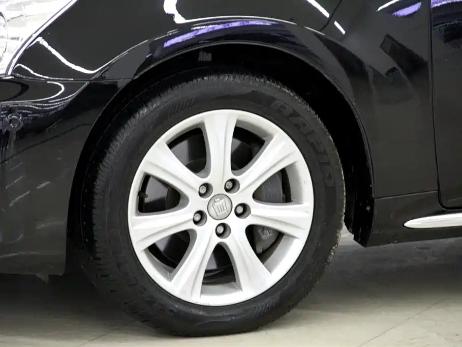 Toyota Crown 2010 4.3L Royal Saloon VIP фото 32