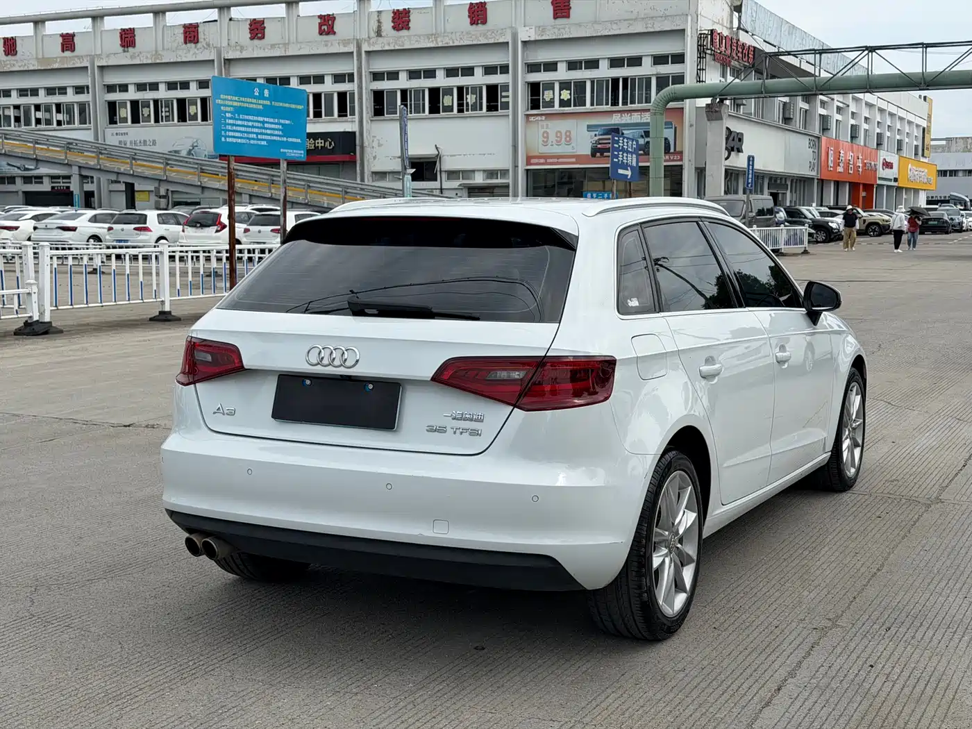 Audi A3 2016 Sportback 35 TFSI Style фото 7