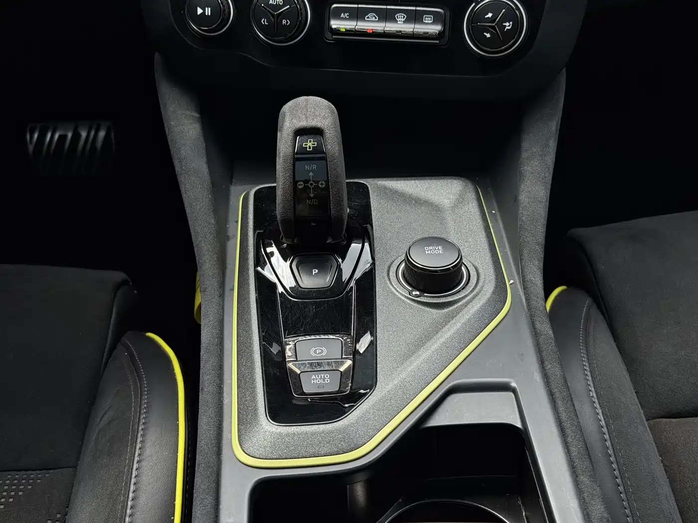 Lynk & Co 03 2022 03+ 2.0TD Auto Wind Rider Edition фото 14